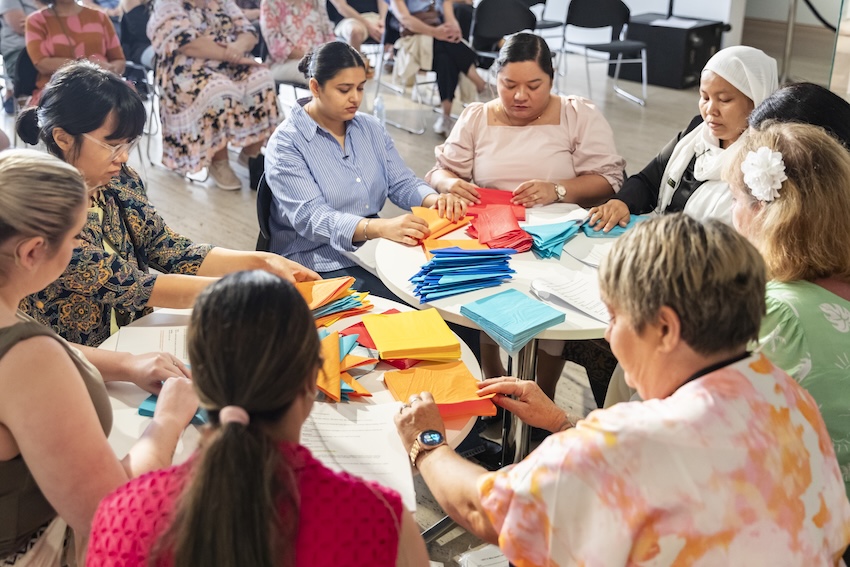 Okui Lala, Ana Estrada, and Nasrikah